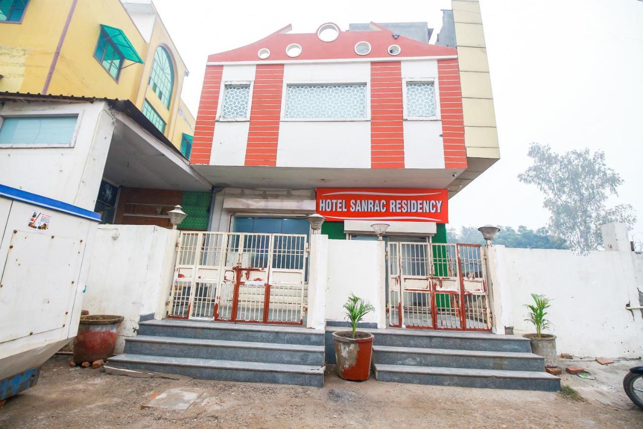 Hotel O Ansh Residency Delhi  Exteriör bild