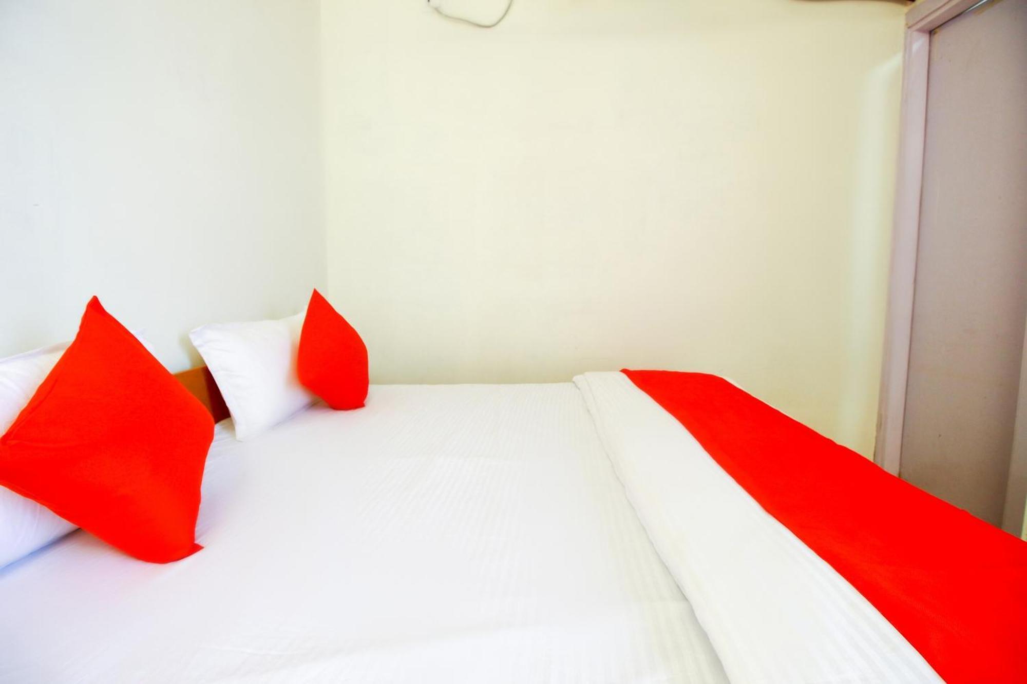 Hotel O Ansh Residency Delhi  Exteriör bild